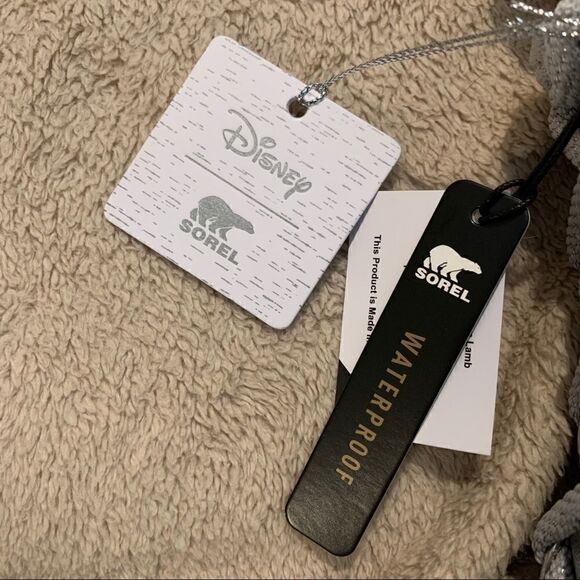 Sorel x Disney Frozen | Out N About Bootie - Picture 10 of 11